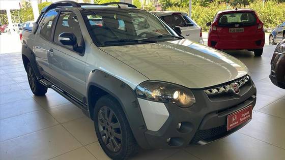 FIAT STRADA 1.8 MPI ADVENTURE CD 16V FLEX 3P MANUAL